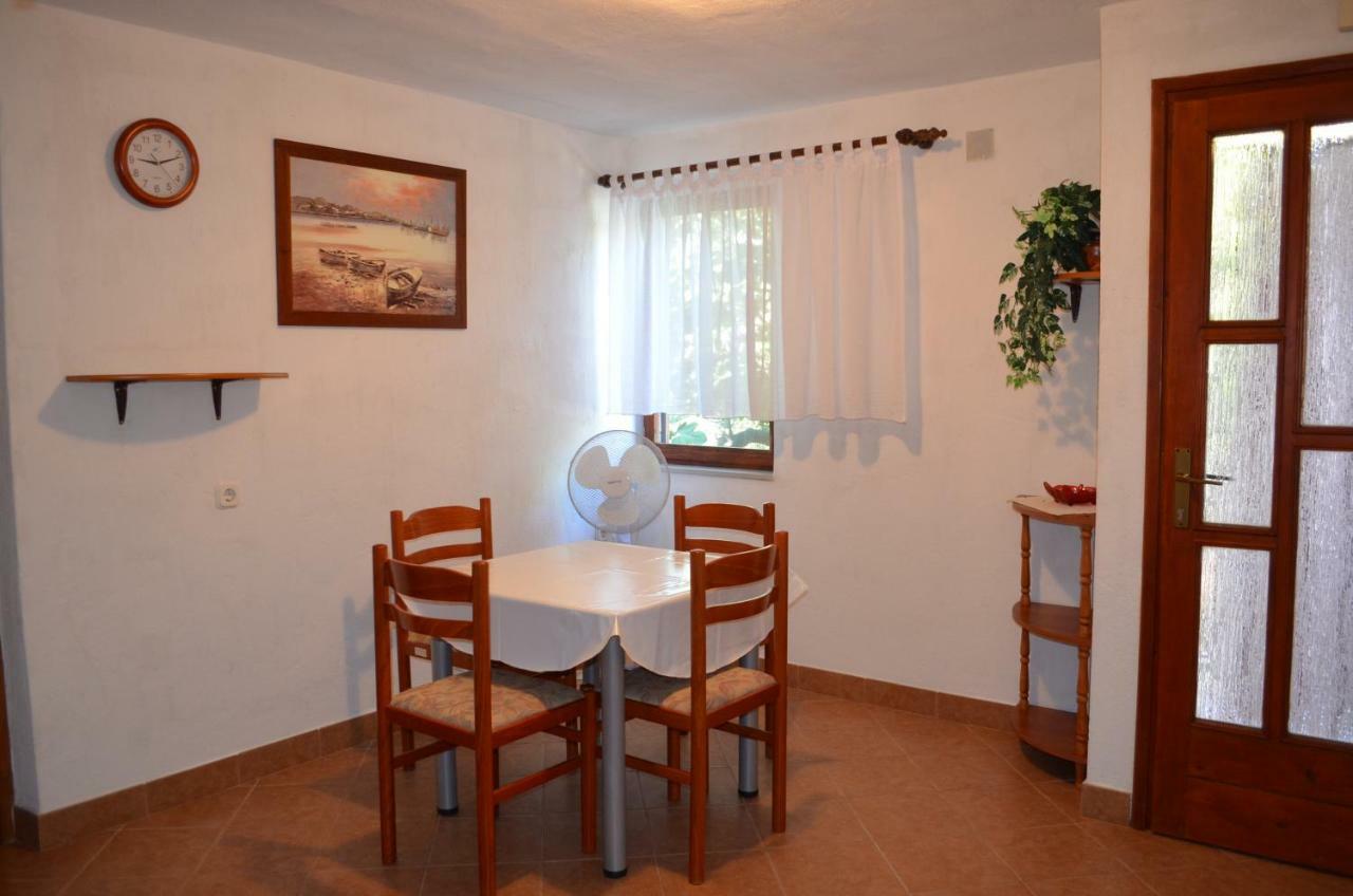 Holiday Home Garina Draga Bascanska Exterior photo