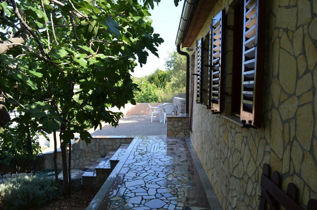 Holiday Home Garina Draga Bascanska Exterior photo